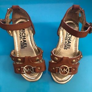 ~* Michael Kors, wedge sandals, sz 5*~